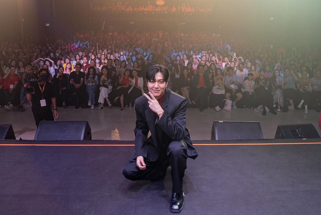 Lee MinHo sus días en Malasia. Evento Roman Biscuits Kelapa